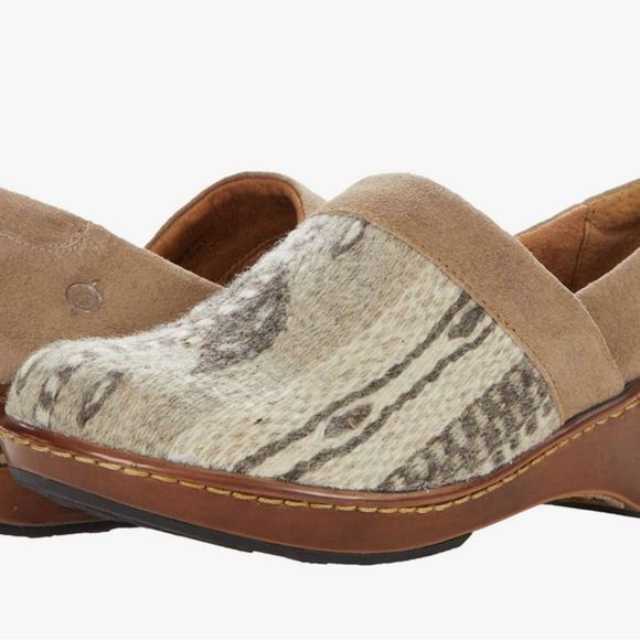 NWOT Born Bailie Clogs - Picture 2 of 6